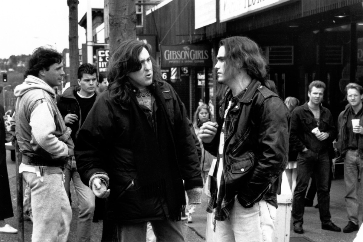 cameron-crowe-matt-dillon-singles-928ad090-17af-4cf3-930a-02faecc8b45c.jpg