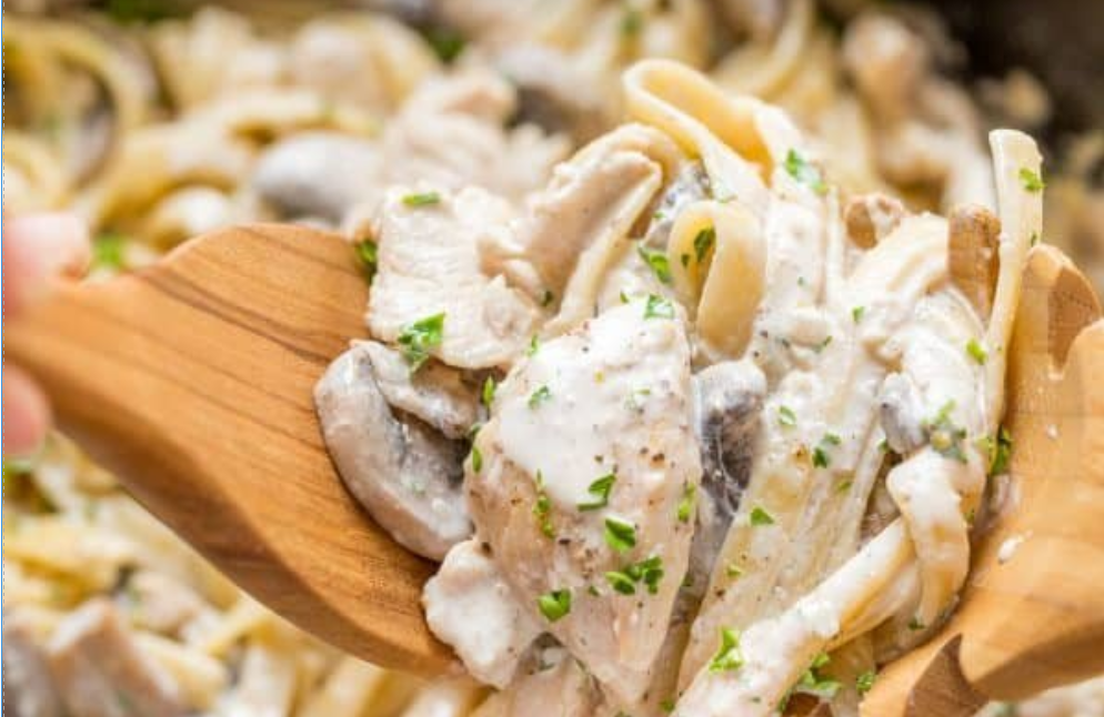 Sara's Cooking Class: Chicken Fettuccine Alfredo