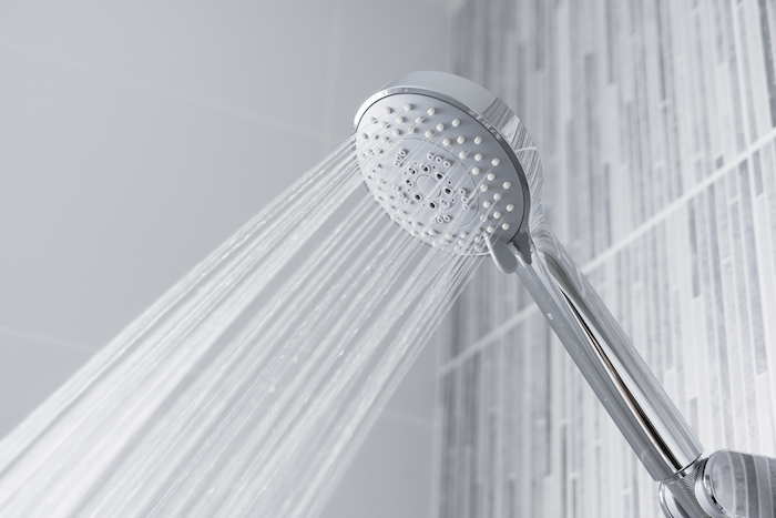 showerhead with running water